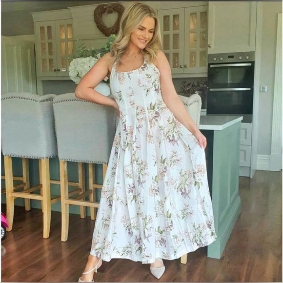 Brock dress - Picture 11 of 16